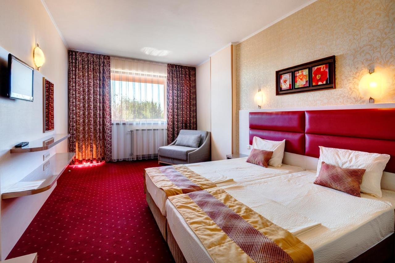 Hotel Capri Несебир Екстер'єр фото