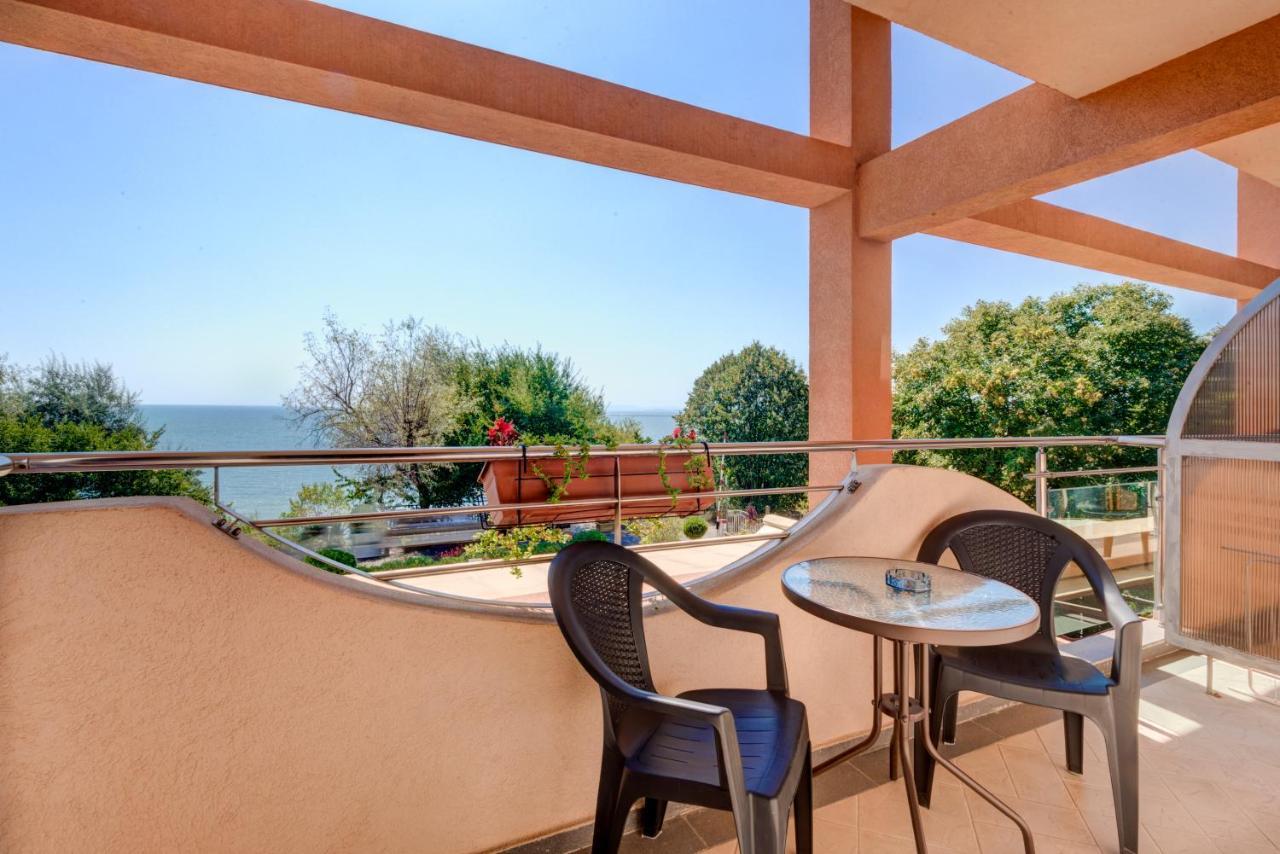 Hotel Capri Несебир Екстер'єр фото