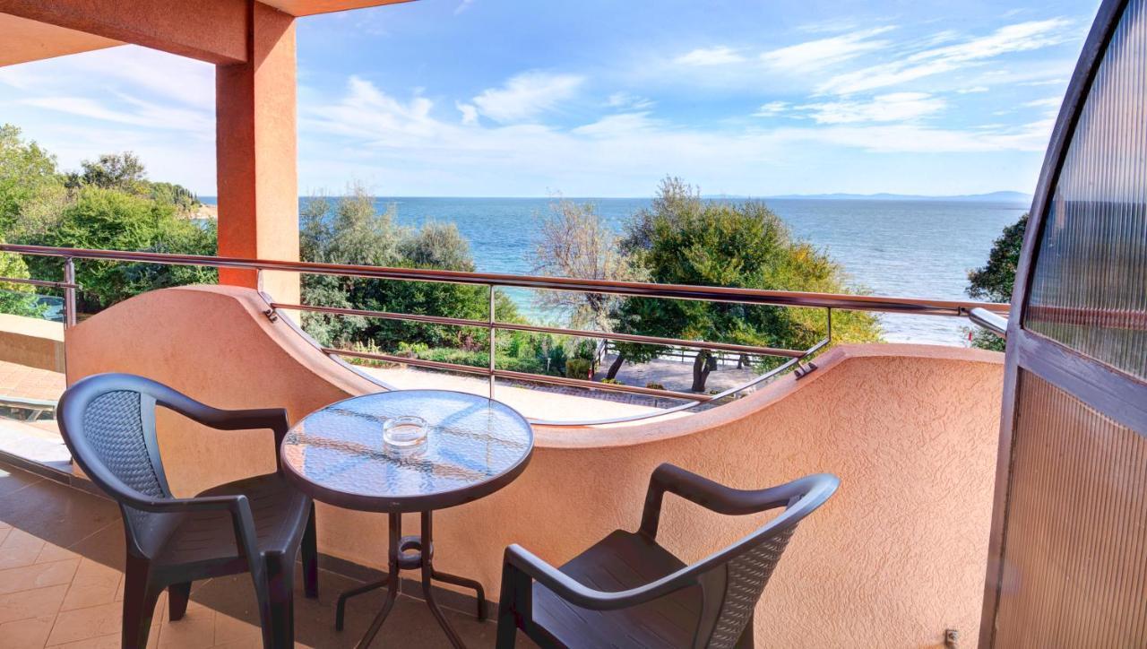 Hotel Capri Несебир Екстер'єр фото