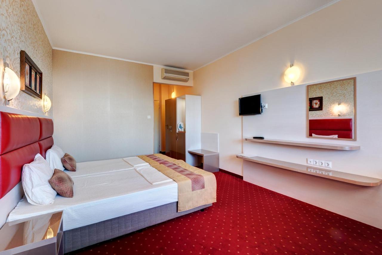 Hotel Capri Несебир Екстер'єр фото